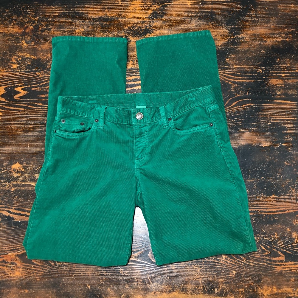 J. Crew favorite fit corduroys | size 28 short
